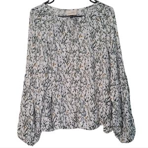 Universal Threads Floral Blouse